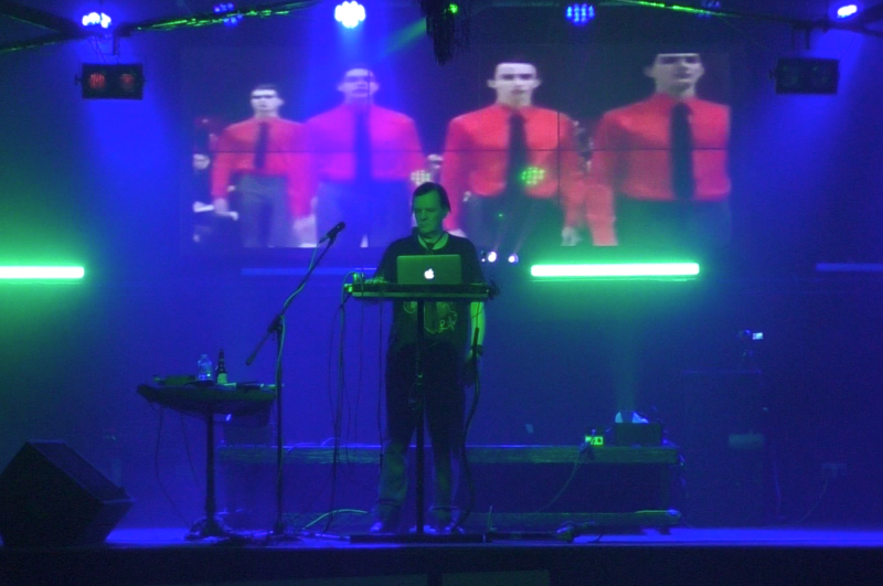 Live solo